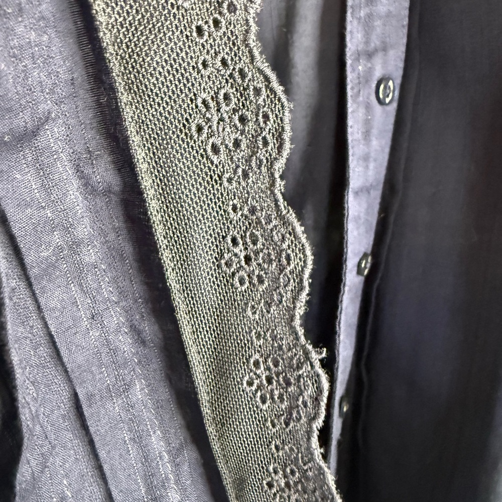 Women’s Eddie Bauer Navy Blouse, 3X - Picture 4 of 13